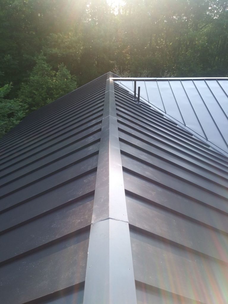 Four Twelve Case Study: Everlast Standing Seam Metal Roof Installation ...